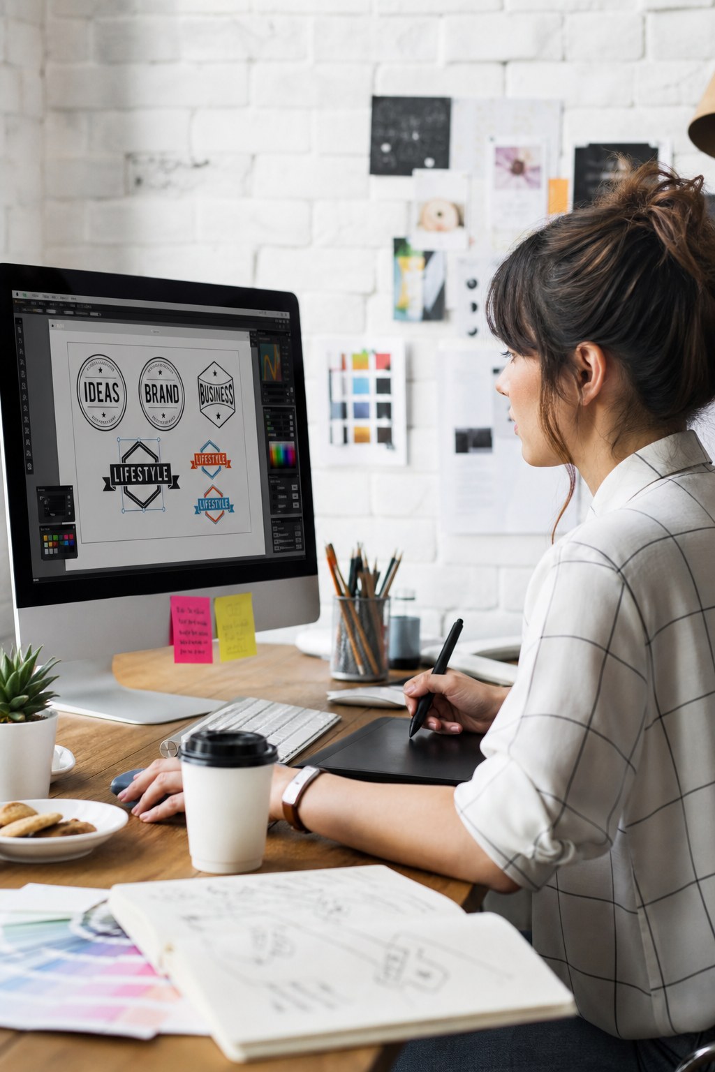 7. Freelance Graphic Design